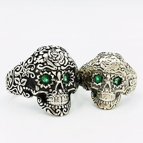 Emerald Skull Ring
