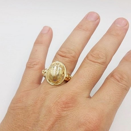 18k gold scarab ring