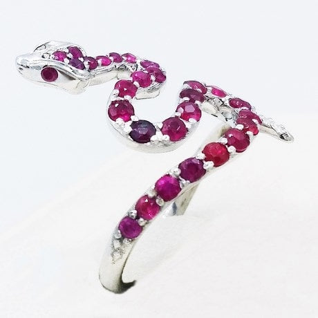 Ruby Snake Ring Ruby Snake Ring in 18k Gold