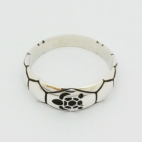 Silver turtle ring